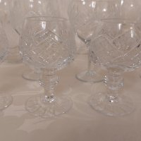 Комплект кристални чаши и ръчно изработени стъклени чаши с гравюра, снимка 3 - Сервизи - 40241171