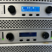Crown XTi 1000 Power Amplifier х 2 бр. професионални усилватели с DSP /Made in USA/, снимка 1 - Ресийвъри, усилватели, смесителни пултове - 36223740