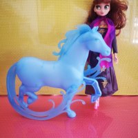 Кукла Фрозен с кристален кон, снимка 1 - Кукли - 41665040