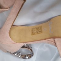 Дамски сандали на ток номер 39, снимка 2 - Дамски обувки на ток - 40814256