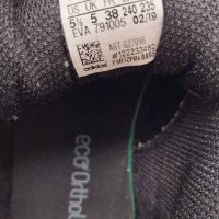 Кожени кецове adidas, снимка 2 - Маратонки - 40311937