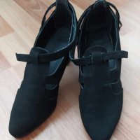Обувки официални черни, снимка 1 - Дамски обувки на ток - 41774765