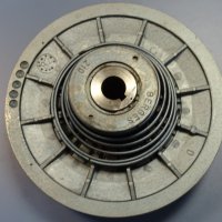 Вариаторна шайба Berges 210 double variable speed pulley Ф220/Ф22, снимка 6 - Резервни части за машини - 42364912