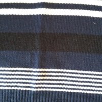 Пуловер с остро деколте, снимка 2 - Пуловери - 41507182