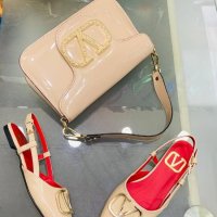 Valentino обувки и чанта, снимка 2 - Чанти - 41262382