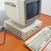 ⭐Продавам ретро компютър IBM PS/2-76i Intel SX33MHz Socket 3, 1992 година⭐, снимка 3 - За дома - 44637544