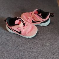 Детски обувки, маратонки и пантофи. Много запазени. , снимка 3 - Детски обувки - 39522129
