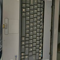 Продавам Fujitsu-Simens Q2010, снимка 8 - Лаптопи за работа - 41861209