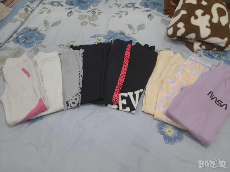 9 броя долнища за 9-10-11години, снимка 1