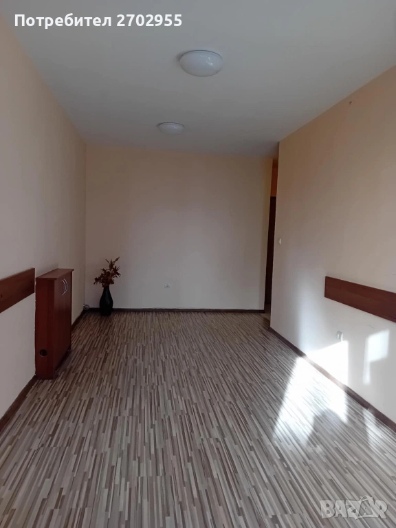 Под наем самостоятелен офис – 25  кв.м,  1 етаж топ център, снимка 1