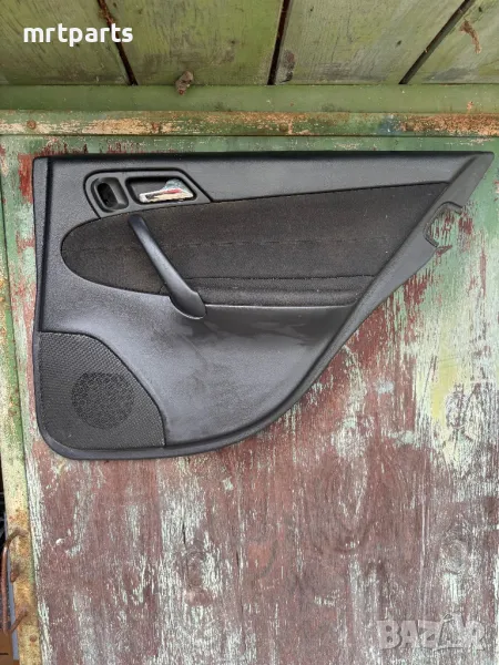Задна дясна кора за врата за Mercedes w203 комби , снимка 1