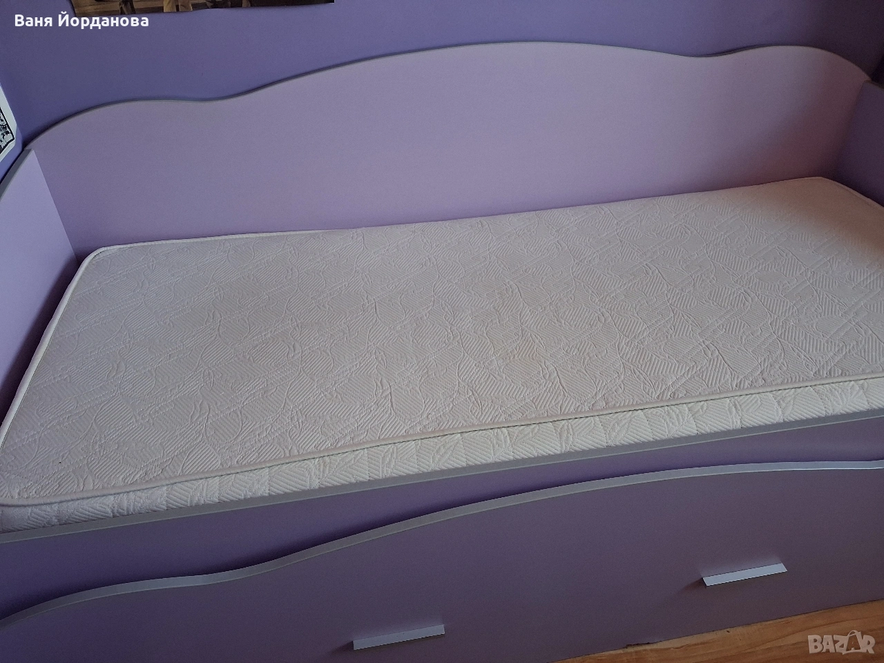 Легло тип сандвич, част от обзавеждане на детска стаея, снимка 1