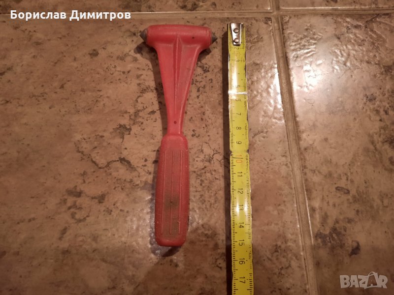 Продавам спасителен - авариен чук, за чупене на стъклото при злополука, снимка 1