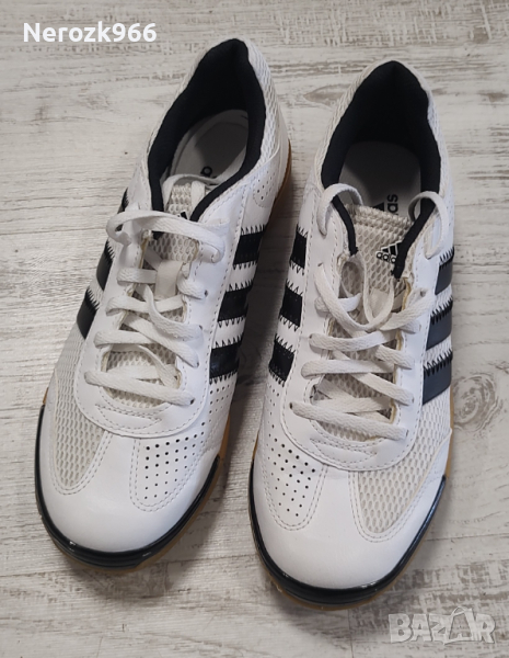 Мъжки обувки Adidas spezial light/ Обувки за спортове в зала №40, снимка 1