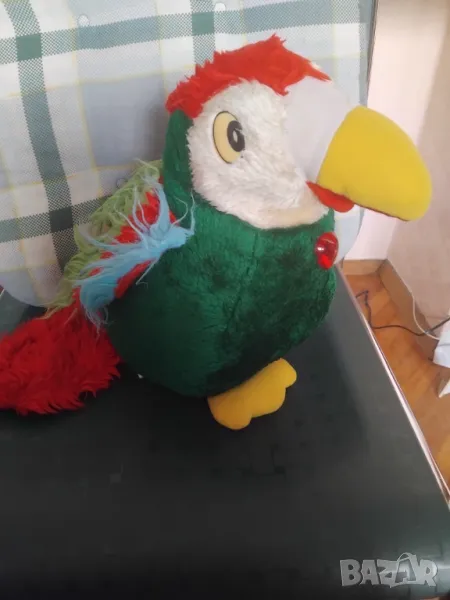 Голям плюшен папагал, снимка 1