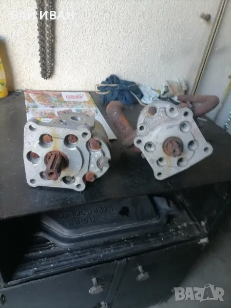 2БР ХИДРАВЛИЧНИ ПОМПИ ЗА ЮМЗ, снимка 1