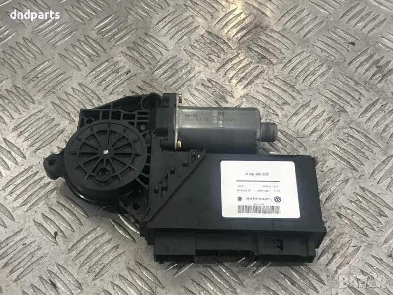 Предно ляво моторче стъкло Porsche Cayenne,4.5S,2004г., снимка 1