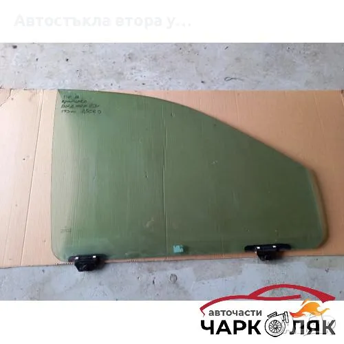 Стъкло предно дясно Крайслер Вояджер 2003, снимка 1