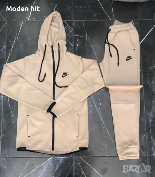 Намален последни бройки! Nike Tech Fleece дамски екип висок клас реплика /памук и еластан/, снимка 1