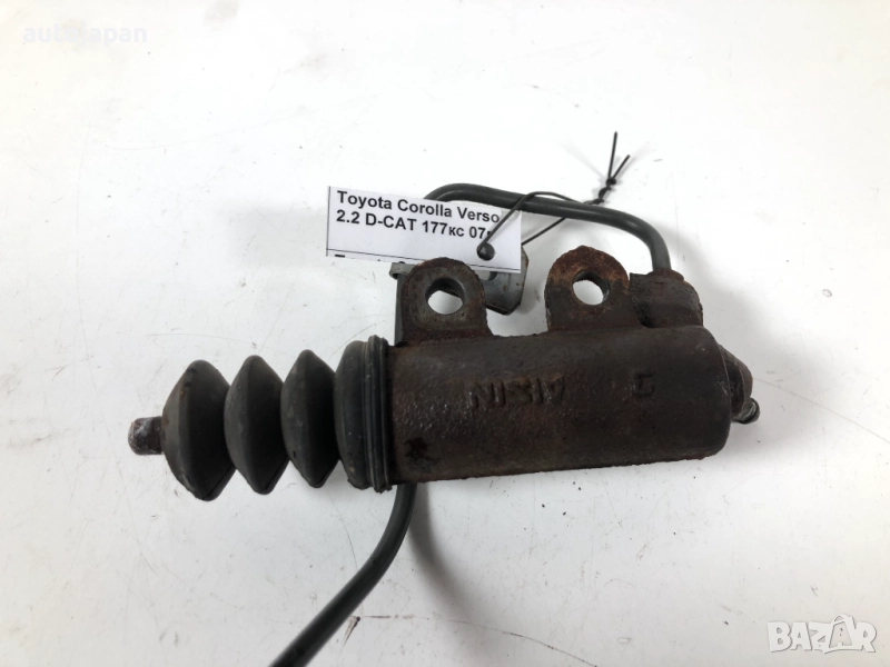 Долна помпа съединител Toyota Corolla Verso 2.2 D-CAT 177кс 2007г  , снимка 1