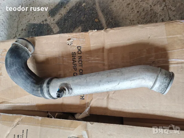 бмв х3 е83 bmw x3 e83 Intercooler   тръба интерколер 3.0 дизел 204к.с, снимка 2 - Части - 56225560