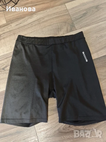 Дамски къс спортен клин