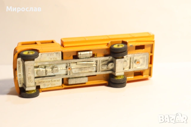 1/55 ? SIKU MERCEDES ИГРАЧКА КОЛИЧКА МОДЕЛ, снимка 6 - Колекции - 53193383
