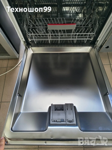 Съдомиялна машина Bosch 60cm, снимка 2 - Съдомиялни - 52748973