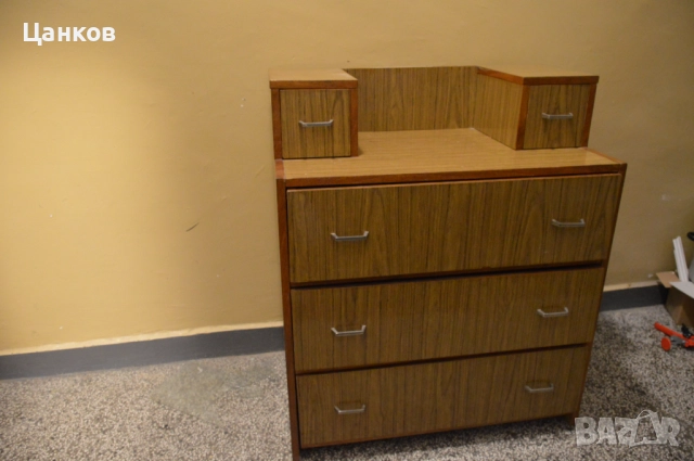 Подарявам скрин , снимка 2 - Скринове - 52893140