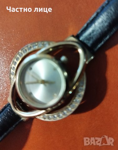 Интересен дамски часовник на Avon с  камъни , снимка 5 - Дамски - 40141910