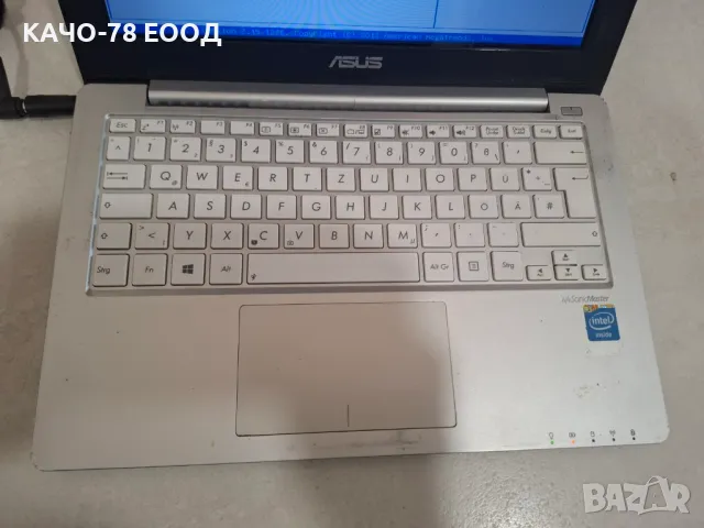 Лаптоп Asus X210E, снимка 3 - Части за лаптопи - 49314694