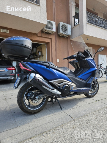 Мотор Kymco AK550 като нов, всички екстри, снимка 6 - Мотоциклети и мототехника - 44924577