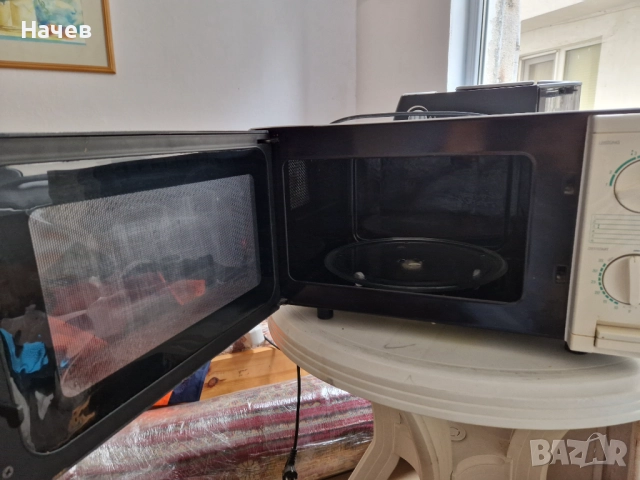 Микровълнова печка Привилег/грил 50 лв.