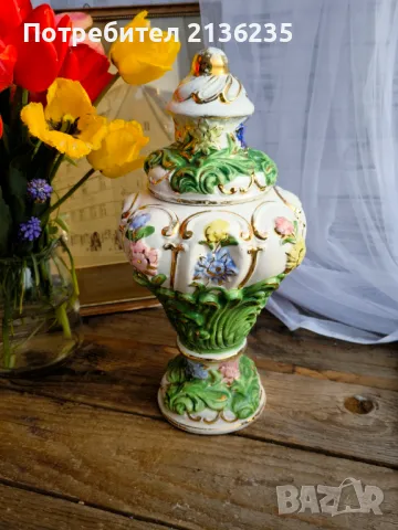 Ваза с капак, снимка 4 - Антикварни и старинни предмети - 49852480