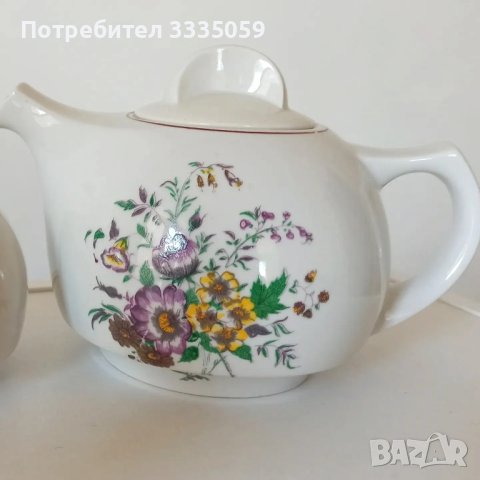 Порцеланов чайник и захарница, снимка 2 - Сервизи - 37054084