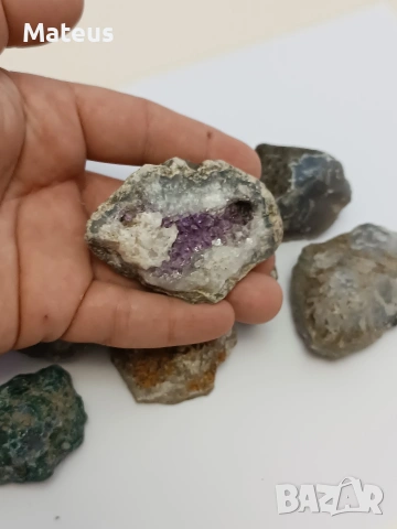 Лот Минерали, снимка 7 - Колиета, медальони, синджири - 53801385