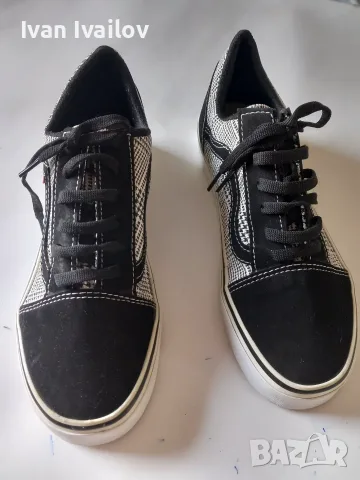 ЧИСТО НОВИ оригинални кецове VANS Old Skool Plaid, Естествен велур, Номер 39 (Стелка 25 см)