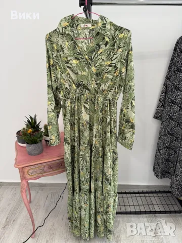 Дълга рокля в размер M, снимка 2 - Рокли - 48428421