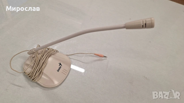 Продавам микрофон Genius и USB лампа