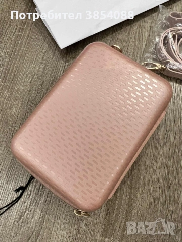 Дамска чантичка Delsey Paris, снимка 4 - Чанти - 53109697