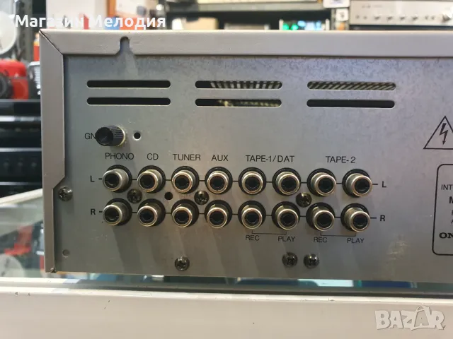 Усилвател ONKYO A-8420 В отлично техническо и визуално състояние., снимка 10 - Ресийвъри, усилватели, смесителни пултове - 49190082