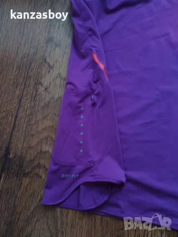 Nike Women's Tank - страхотен дамски потник M, снимка 5 - Потници - 51379356