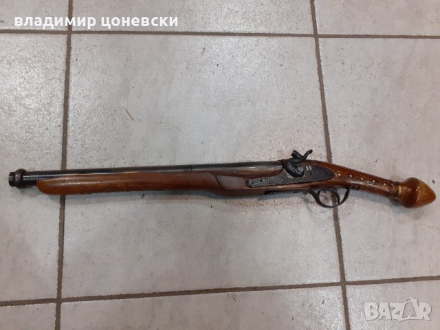 Красив кремъчен пистолет тип арнаудски,пищов,оръжие