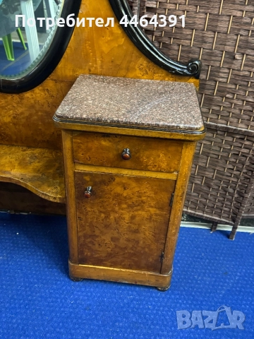 Масивна винтидж тоалетка , снимка 2 - Антикварни и старинни предмети - 52628052