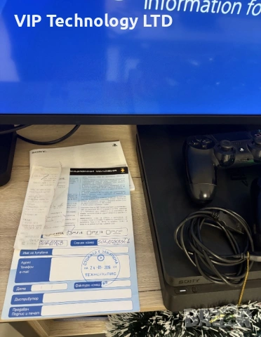 Уникален Sony PlayStation 4 Slim 1TB, снимка 2 - PlayStation конзоли - 53315108
