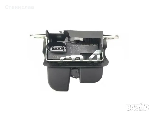 VW Golf 8 Брава за багажник , снимка 4 - Части - 50349258