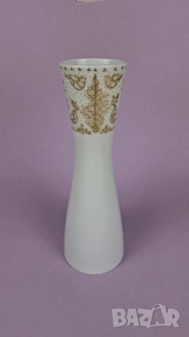 Ваза Rosenthal
със златист декоративен орнамент, снимка 1