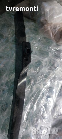 крачета за телевизор SAMSUNG МОДЕЛ UE32T5300A, снимка 2 - Стойки, 3D очила, аксесоари - 41974478