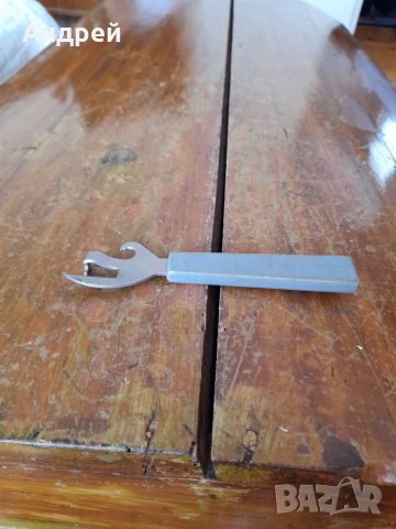 Стара отварачка за консерви #13