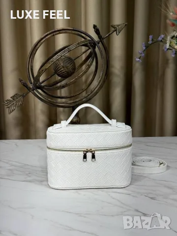 Bottega Veneta ⚜️ Дамски Чанти , снимка 2 - Чанти - 56122379